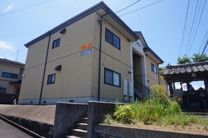 レオン西郷台　C棟外観写真