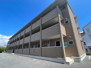 ロイヤルニュータウン外観写真