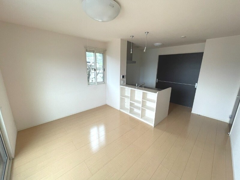 物件内観写真3　(※別号室の写真※)