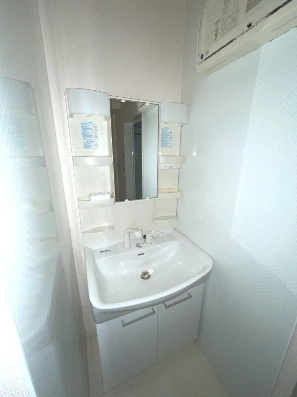 物件内観写真7　(※別号室の写真※)