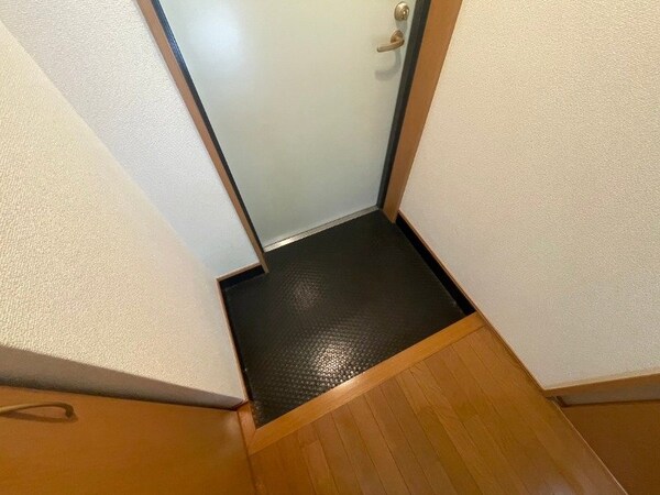 玄関(※別号室)