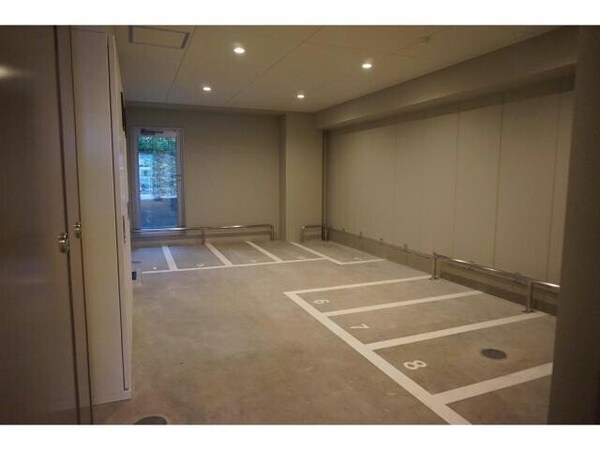 駐車場(駐輪場)
