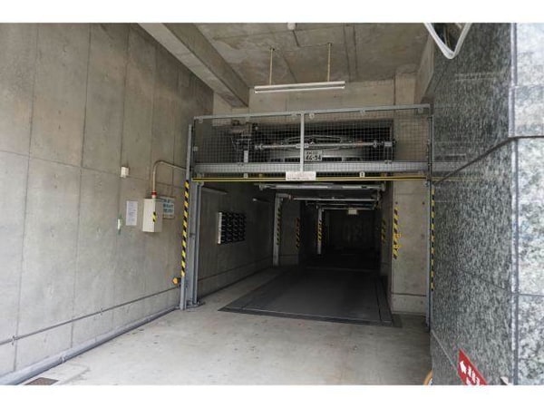 駐車場(駐車場)