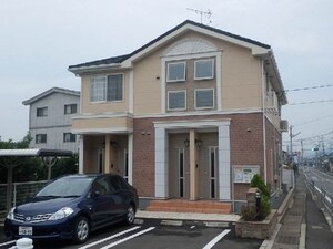 マンダリーナ外観写真