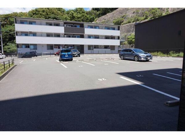 駐車場(駐車場)