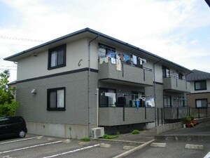 ハイカムールはたぐちC棟外観写真