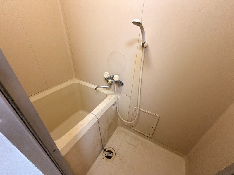 物件内観写真6　(※別号室の写真です)