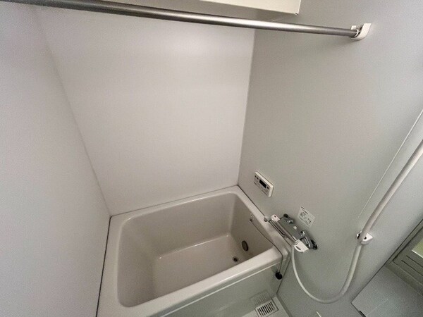 バス／シャワールーム等(※別号室写真)