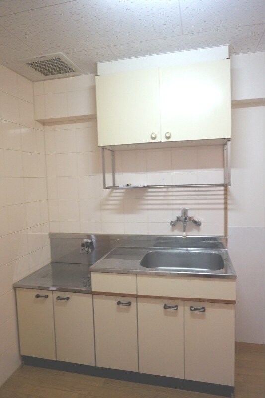 物件内観写真10　(※別号室写真)