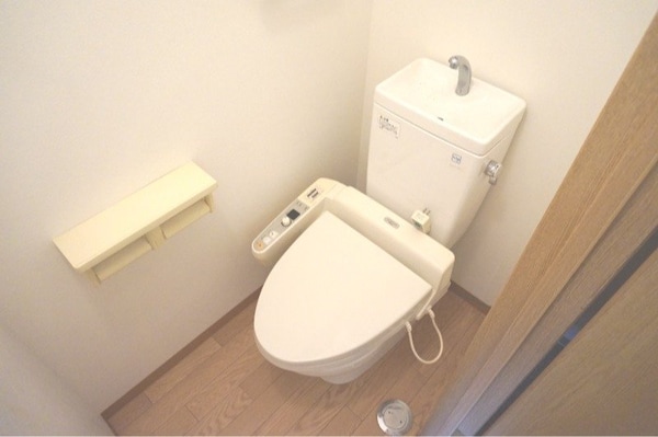 トイレ(※別号室写真)