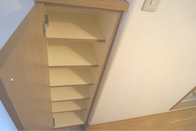 物件内観写真16　(※別号室写真)