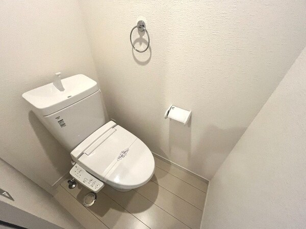 トイレ(※別号室写真)