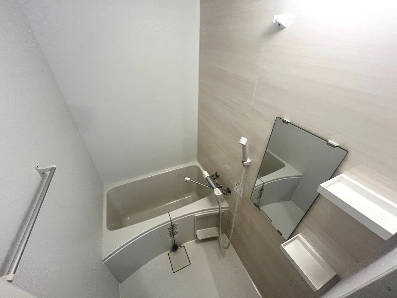 物件内観写真11　(※別号室写真)