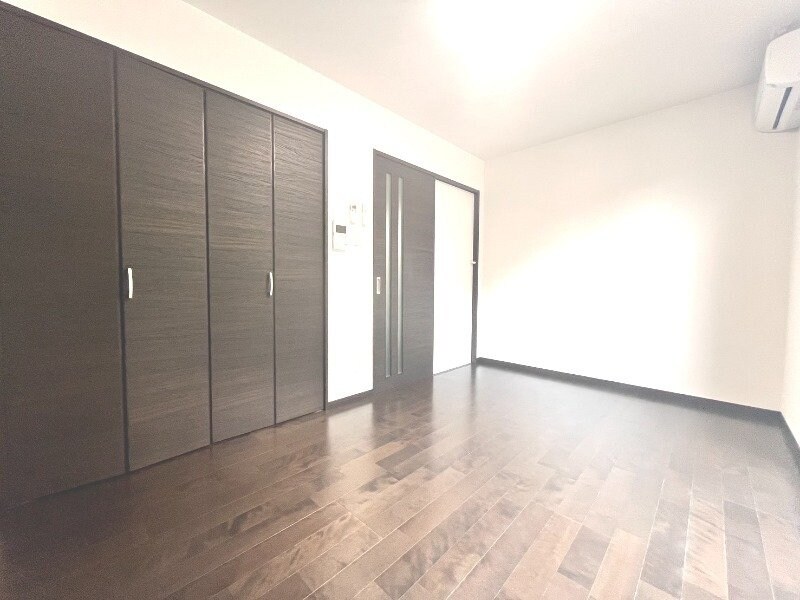 物件内観写真7　(※反転タイプ別号室)