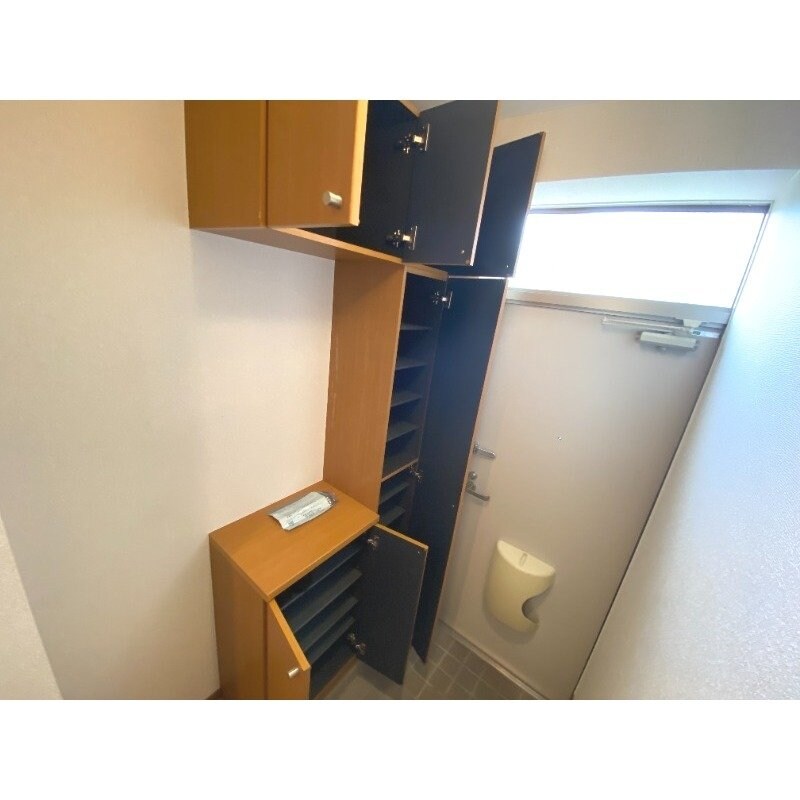 物件内観写真14　(※別号室の写真です。)