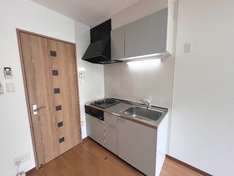 物件内観写真6　(※写真は別号室です。)