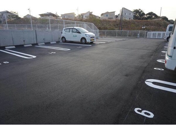 駐車場(駐車場)