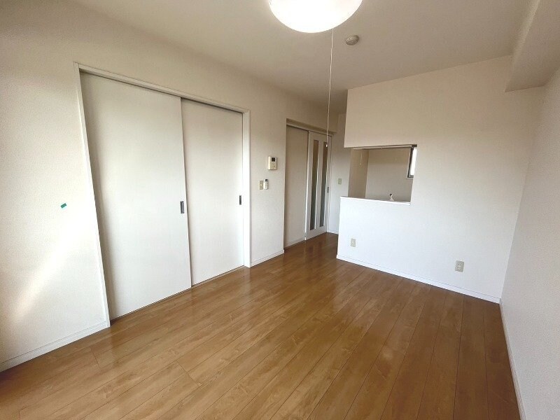 物件内観写真6　(※別号室の写真※)