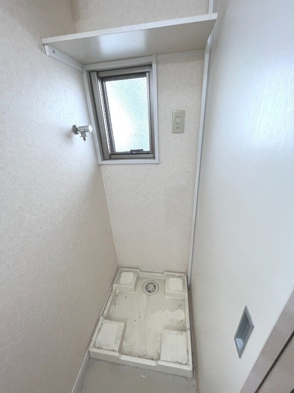 物件内観写真16　(※別号室の写真※)