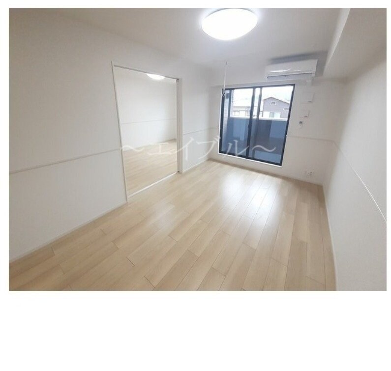 物件内観写真4　(※別号室の写真です)