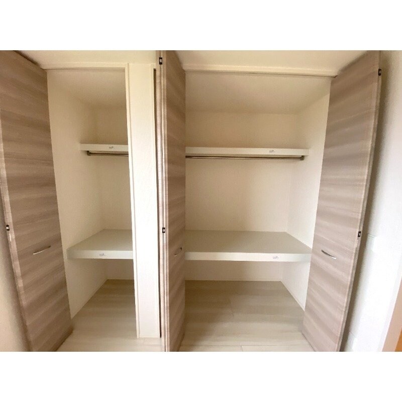 物件内観写真9　(※別号室反転タイプ)