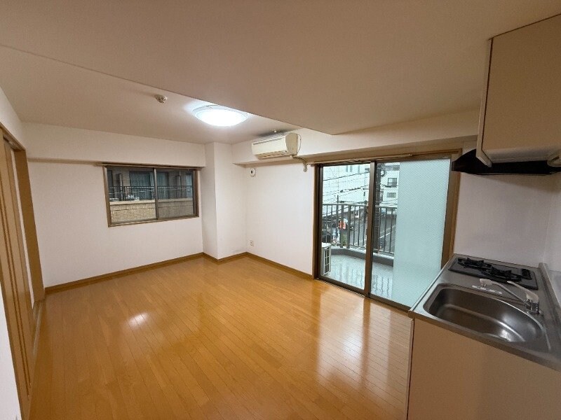 物件内観写真6　(※別号室の写真です)