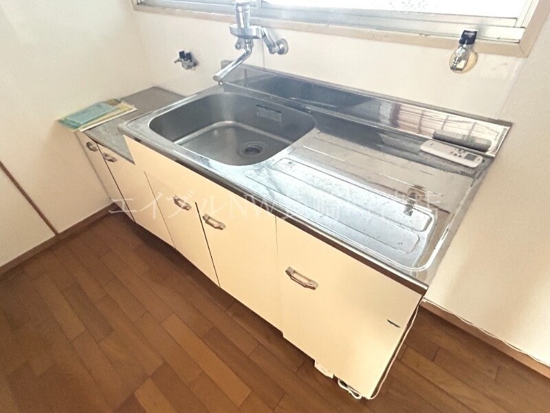 物件内観写真7　(※別号室参照)