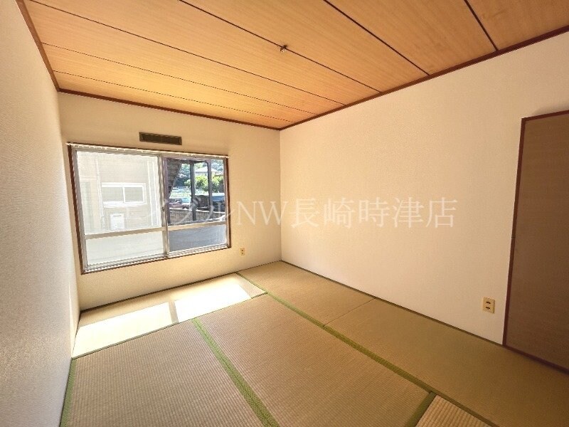 物件内観写真9　(※別号室参照)