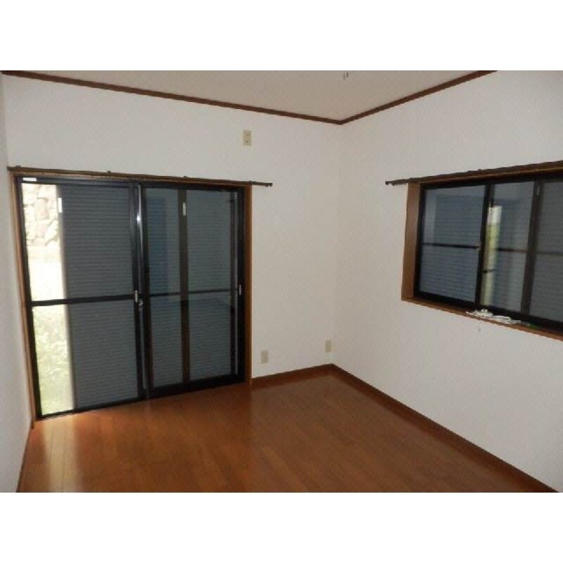 物件内観写真4　(※別号室写真)