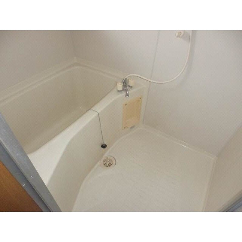 物件内観写真6　(※別号室写真)