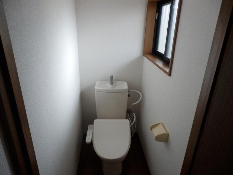 物件内観写真7　(※別号室写真)