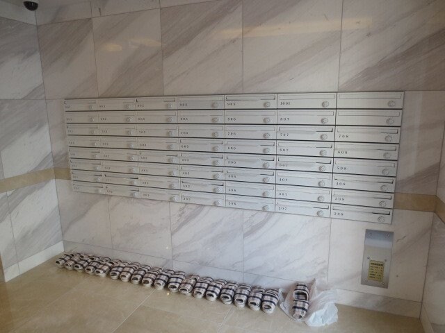 物件外観写真4　(集合郵便受け)