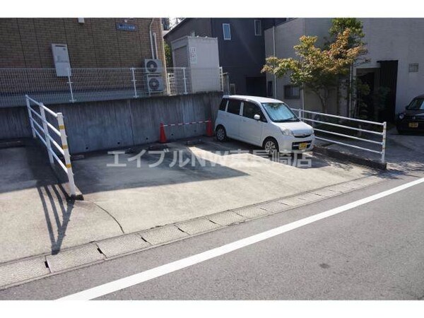 駐車場(駐車場)