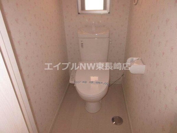 トイレ(※別号室の写真です)