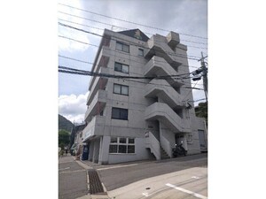 円口ビル外観写真
