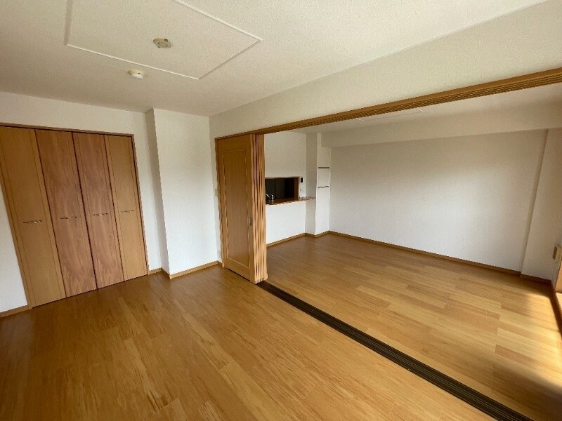 物件内観写真5　(※別号室の写真です)