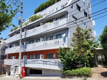 長崎市電１系統<長崎電気軌道> 長崎大学駅 6階建 築24年の外観写真