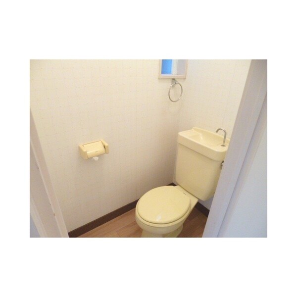 トイレ(※別号室の写真)