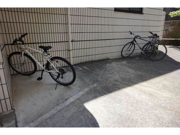 その他共有部分(駐輪場)