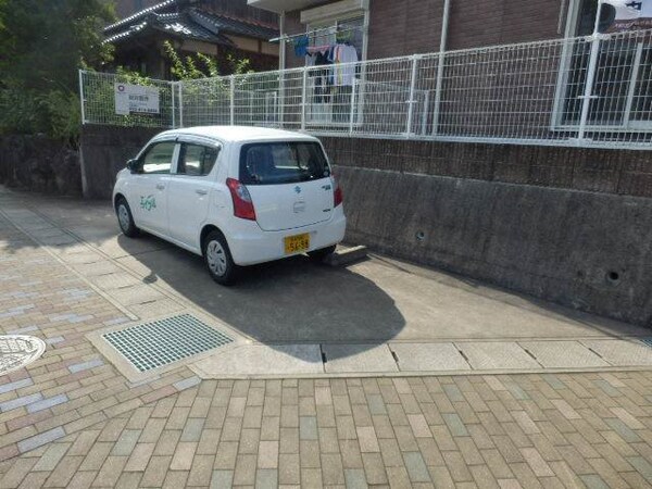駐車場(駐車場)