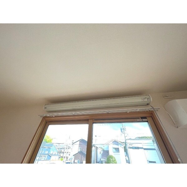 その他設備(室内物干し)