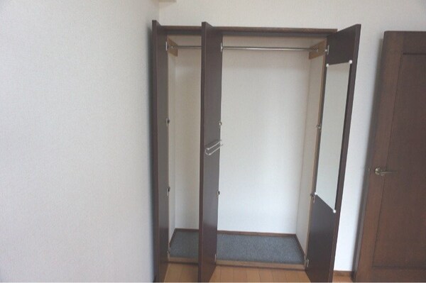 収納(※702号室写真)