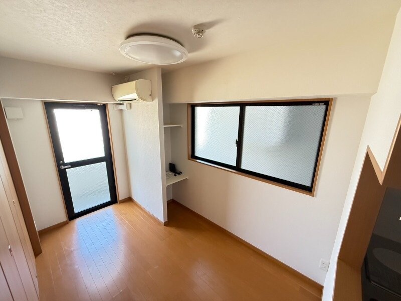 物件内観写真7　(※別号室の写真※)