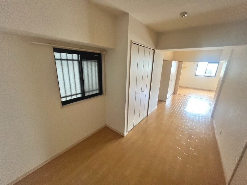 物件内観写真8　(※別号室写真)