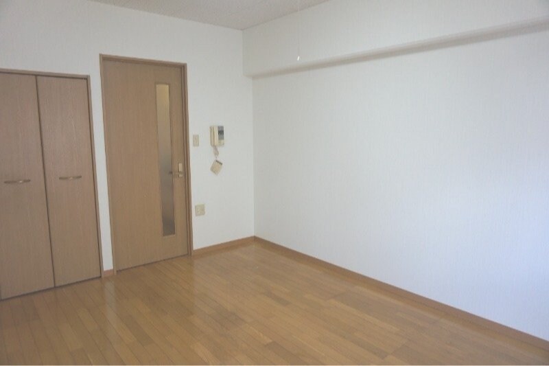 物件内観写真8　(※別号室写真)