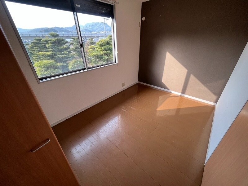 物件内観写真6　(※反転タイプのお部屋になります。)