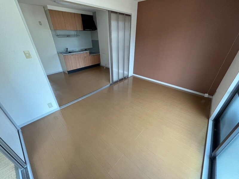 物件内観写真8　(※反転タイプのお部屋になります。)