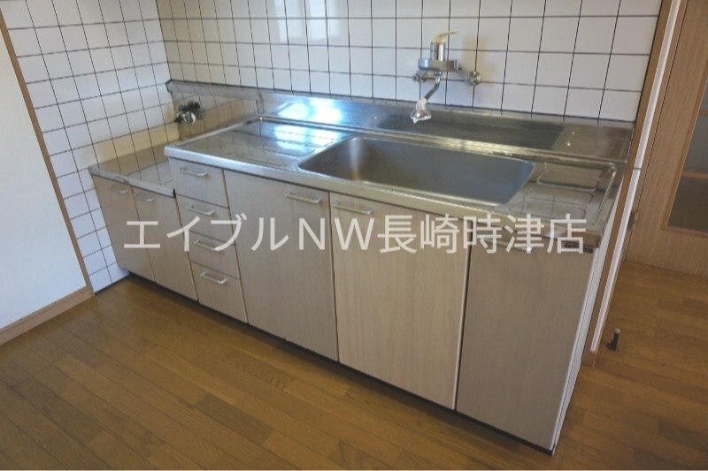 物件内観写真3　(※別号室の写真になります。)