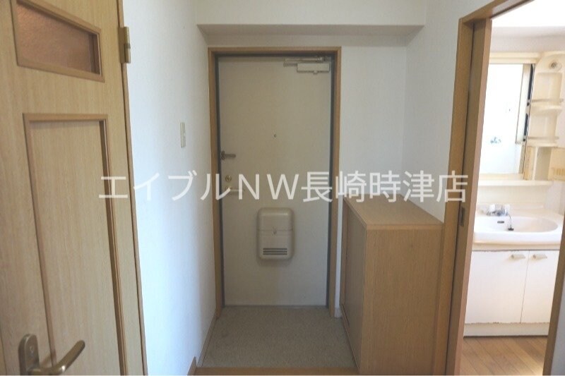 物件内観写真5　(※別号室の写真になります。)