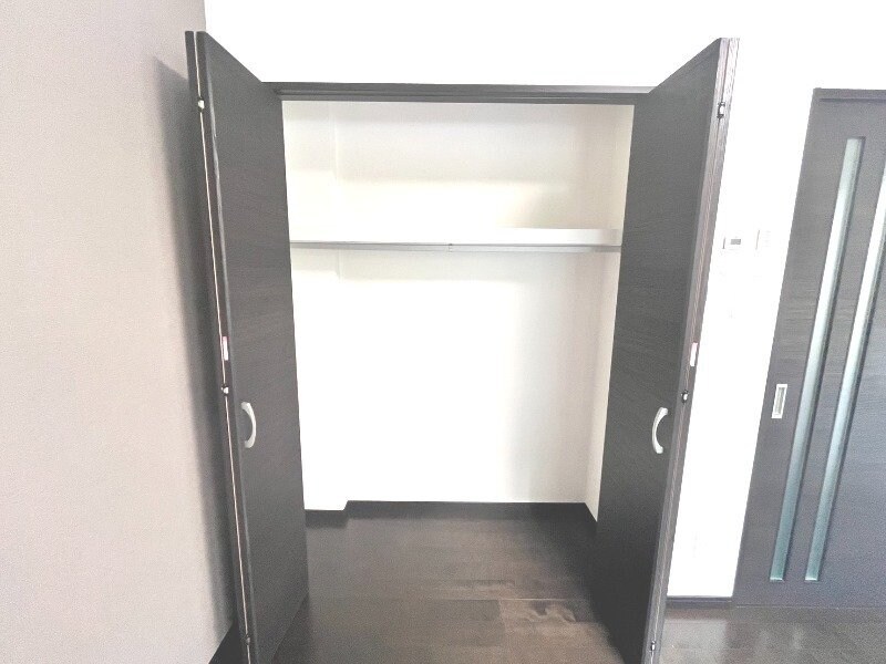 物件内観写真9　(※反転タイプ別号室)